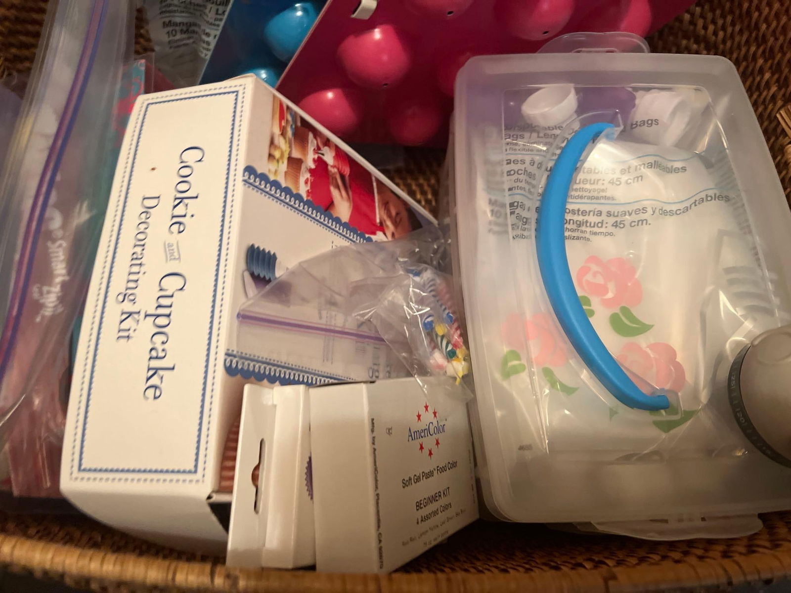 Lot Of Cake & Cake Pop Decorating Supplies (1 of 1)