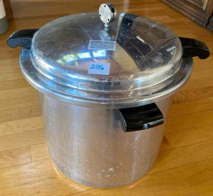 Stainless Pressure Cooker
