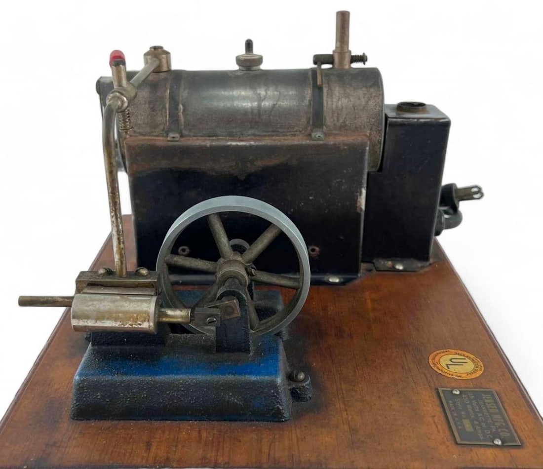 Steam Engine Model, Jensen Manufacturing Co (1 of 13)