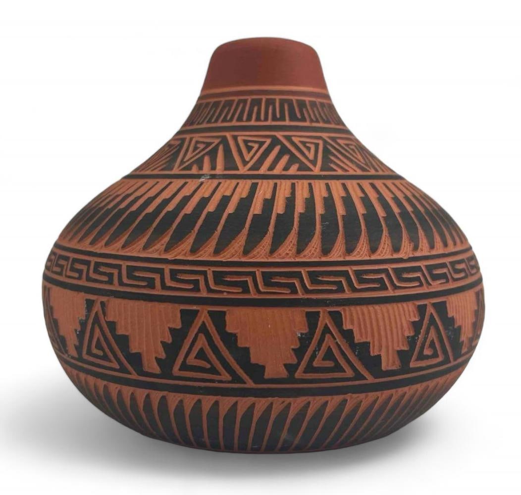 Sylvia Johnson, Navajo Etched Red Clay Pot: Sylvia Johnson, Navajo Etched Red Clay Pot. Signed "Sylvia Johnson Navajo -01." Approximately 4.875H x 5.75W in.