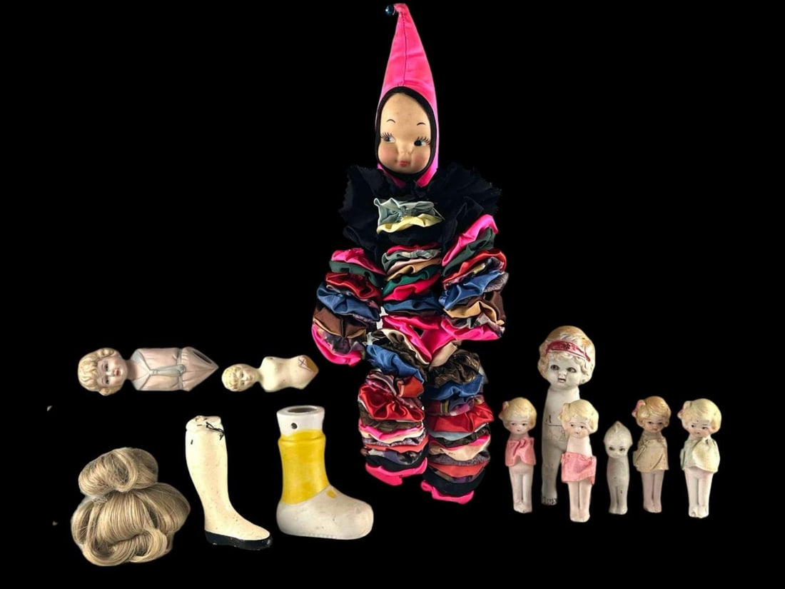 Lot Of Antique Dolls Doll Parts, Most Bisque (1 of 16)