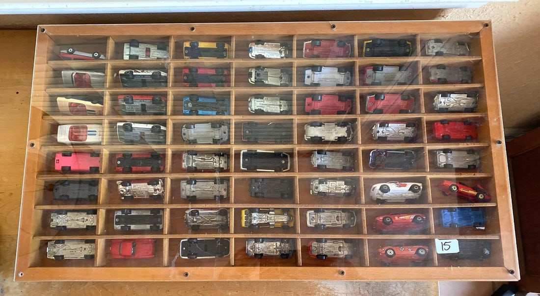 Collection Of Hot Wheels And Other Model Cars In Case: Collection of hot wheels and other model cars in case.