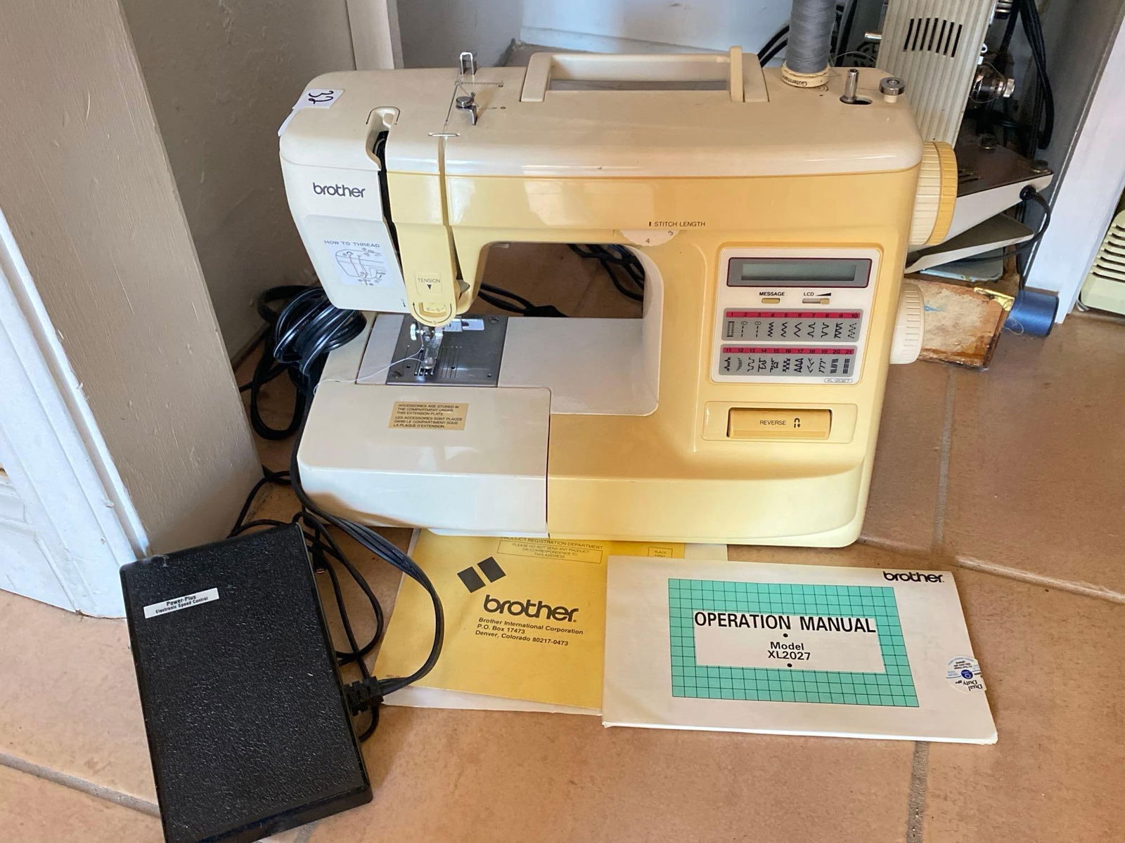 Brother Sewing Machine (1 of 7)