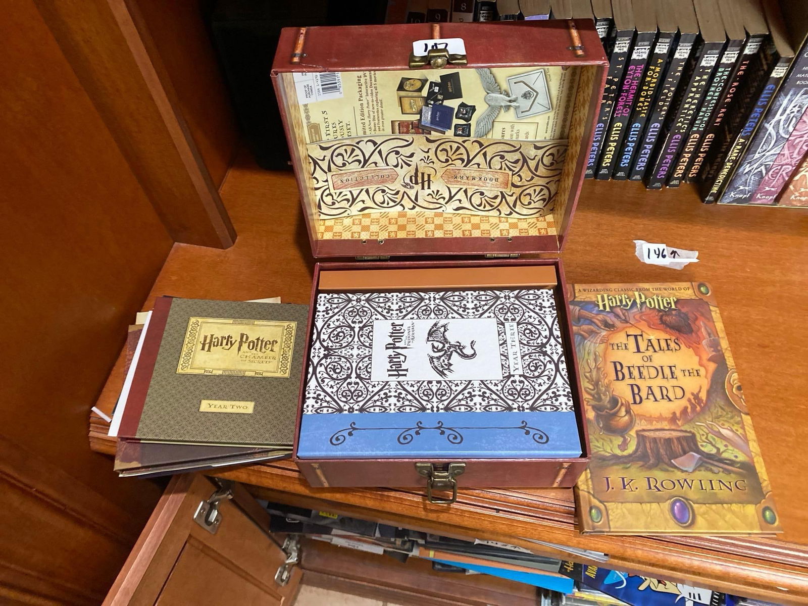 Harry Potter Dvd Box Set & Book (1 of 4)
