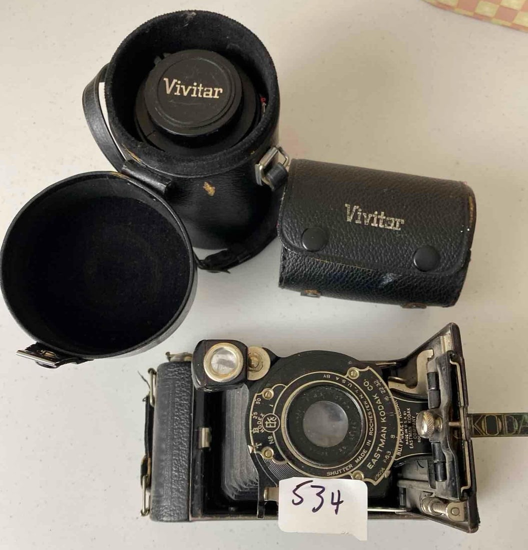 Vintage Kodak Camera & Vivitar Lenses (1 of 6)