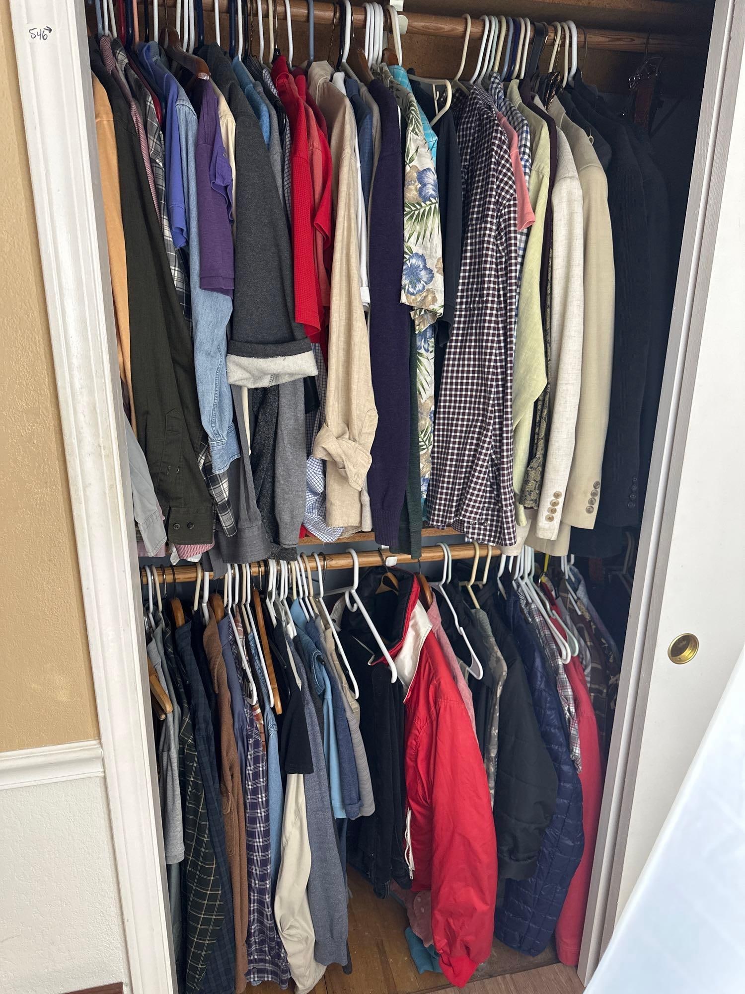 Large Lot Of Men 'S Clothing, Including Levi 'S Jeans, Vintage Ski Jacket, Linen Shirts (1 of 10)
