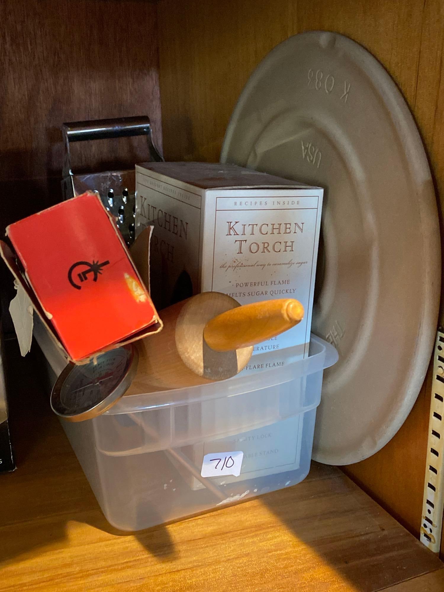 Kitchen Torch & Other Kitchen Equipment: Kitchen torch & other kitchen equipment. NO SHIPPING AVAILABLE FOR THIS LOT, LOCAL PICK UP ONLY