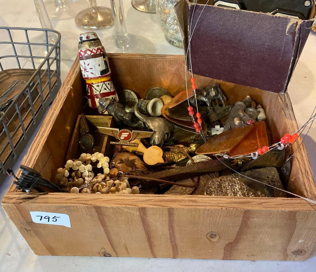 Lot Of Collectibles & Jewelry, Including Miniature Glass Bottles, Tools, Vintage Viewmaster Glasses (1 of 8)