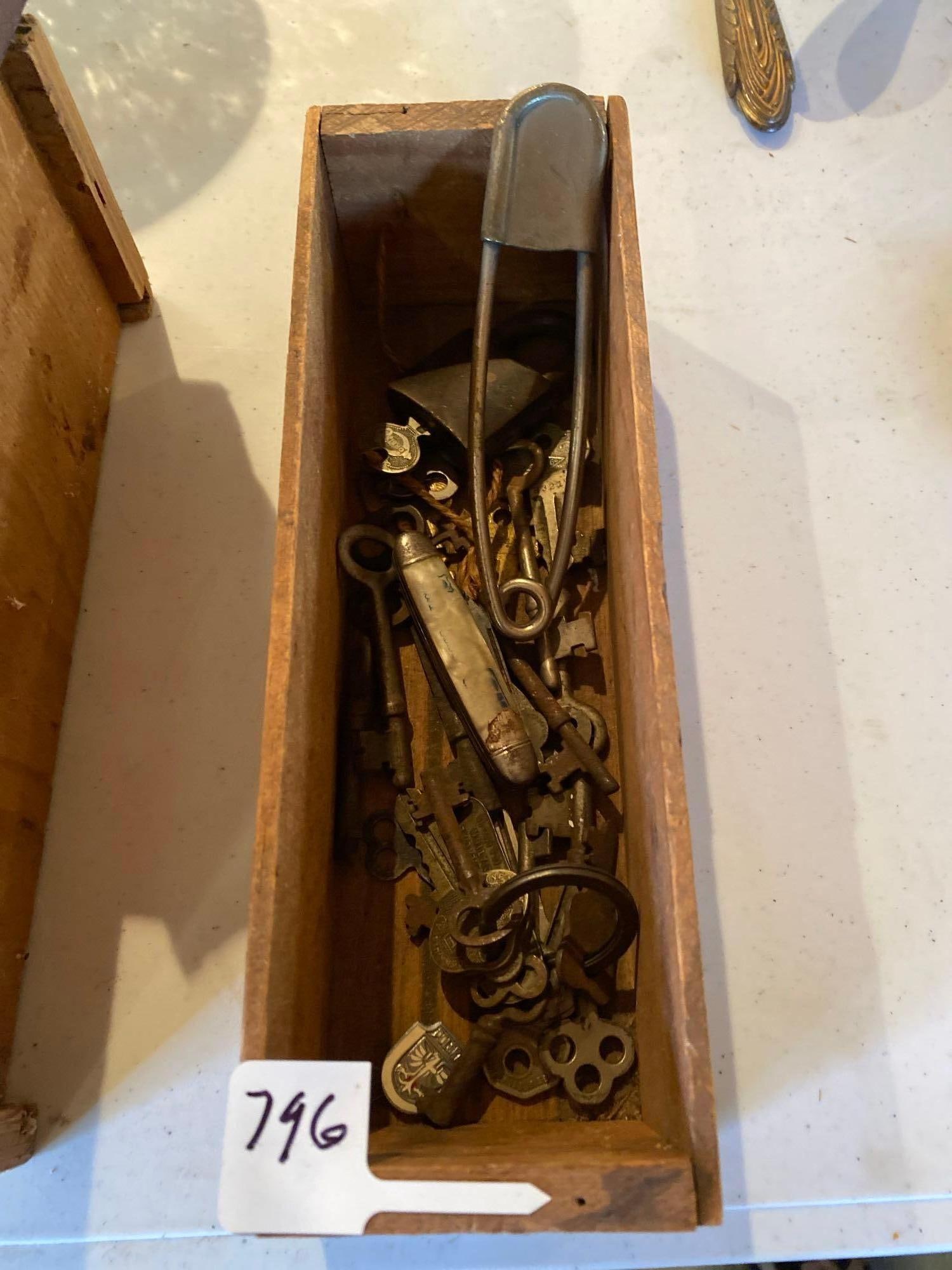 Key Collection In Vintage Wood Box (1 of 4)