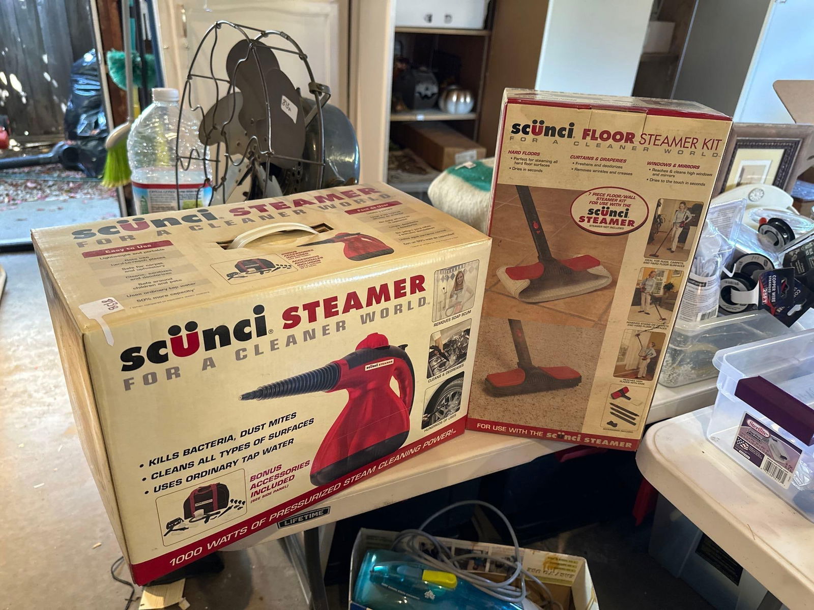 Scunci Steamer & Floor Steamer Kit (1 of 3)