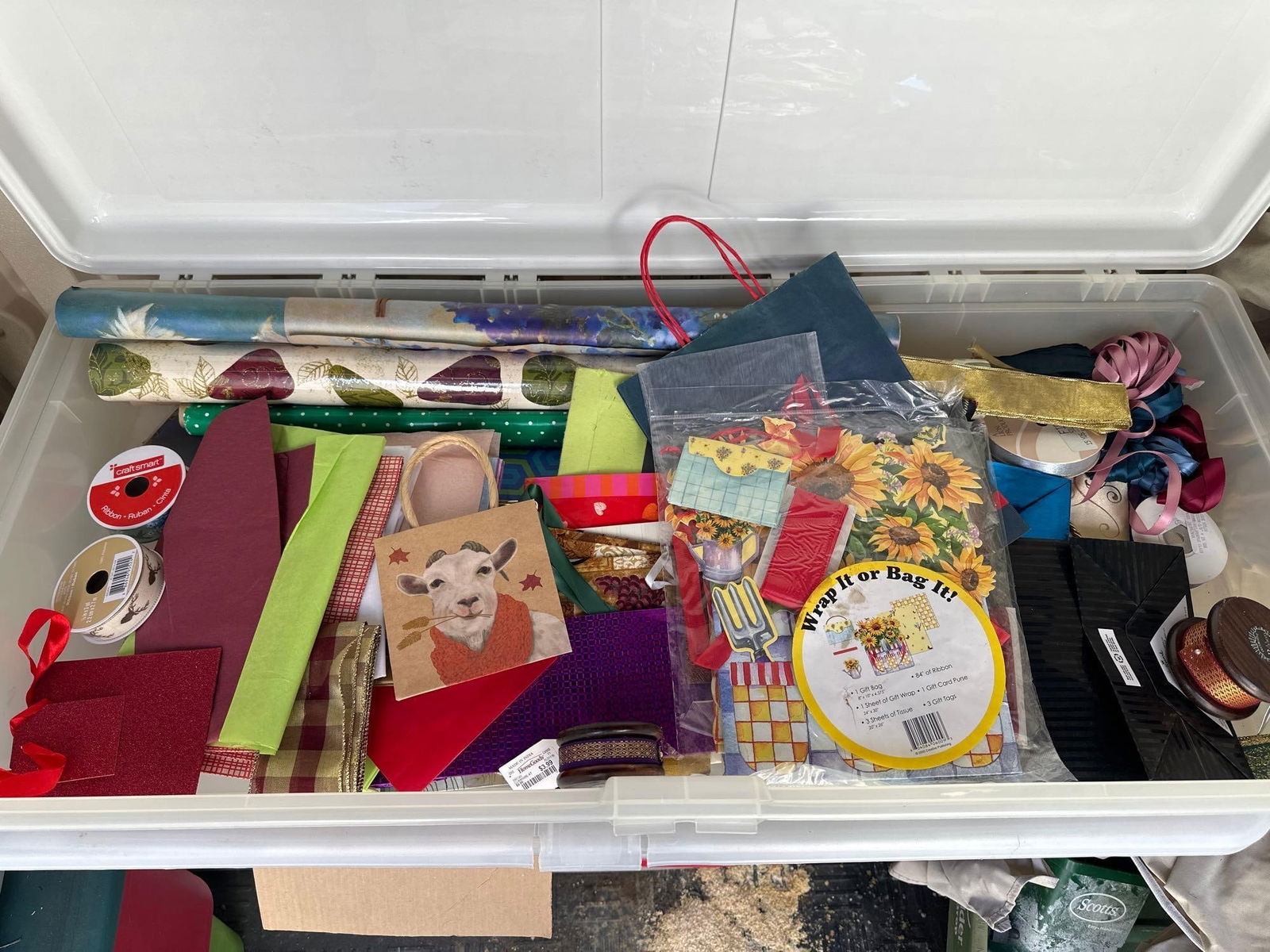 Lot Of Gift Bags, Wrapping Paper, Tissue Paper, Ribbon (1 of 5)