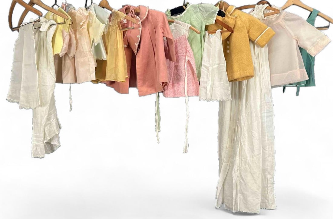 Lot Of Vintage &Children's Clothing (1 of 19)