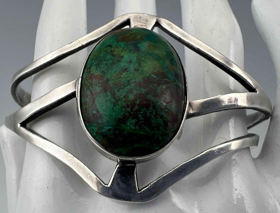 Taxco Vintage Sterling Silver Turquoise Cuff Bracelet (1 of 7)