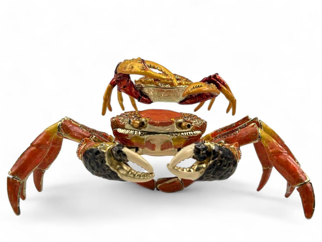 Two Crystal Embellished Enamel Crab Form Boxes (1 of 18)
