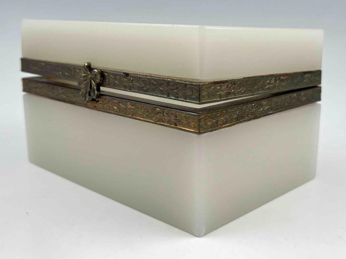 French White Opaline Glass Dresser Box (1 of 9)