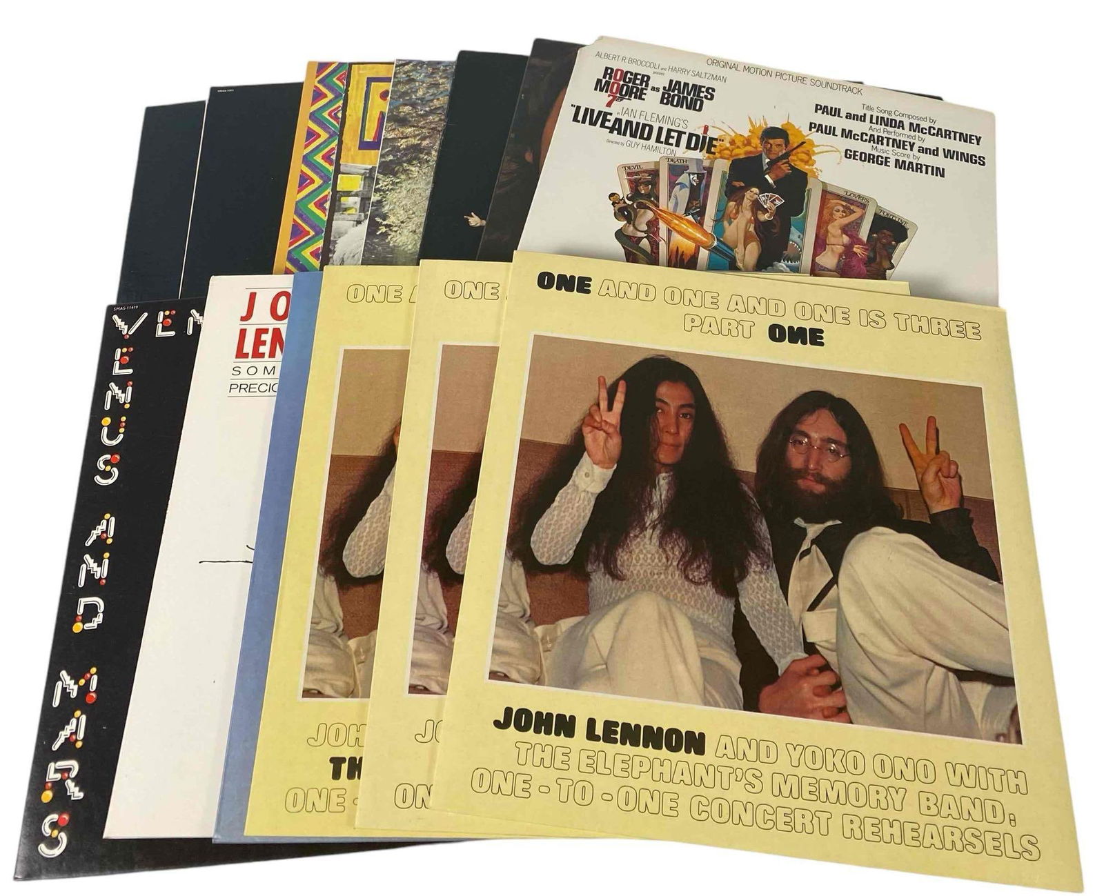 Vinyl Albums Including John Lennon, Paul McCartney: Vinyl Albums Including John Lennon, Paul McCartney.