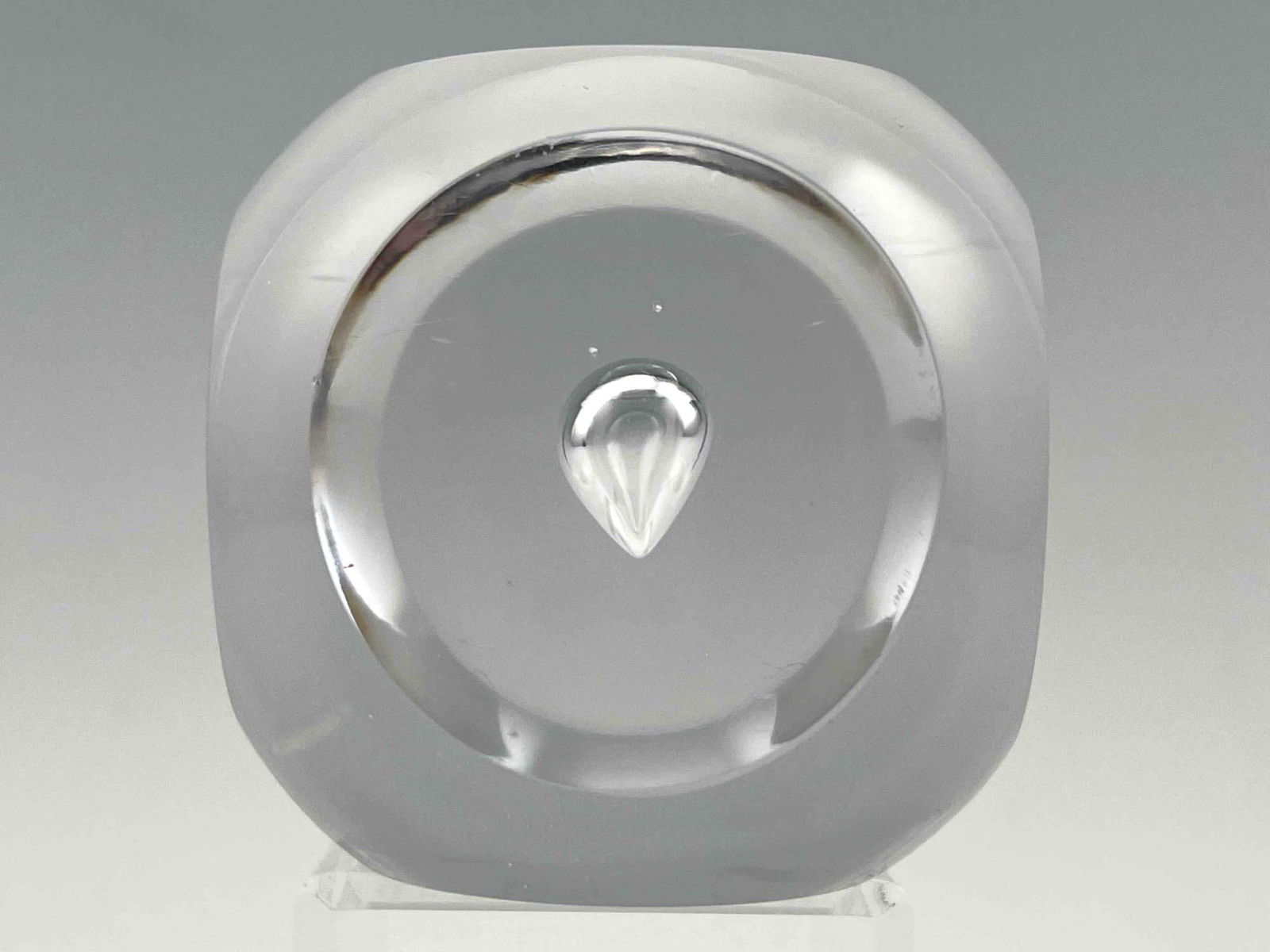 Kosta Boda Modern Controlled Bubble Art Glass Paperweight (1 of 13)