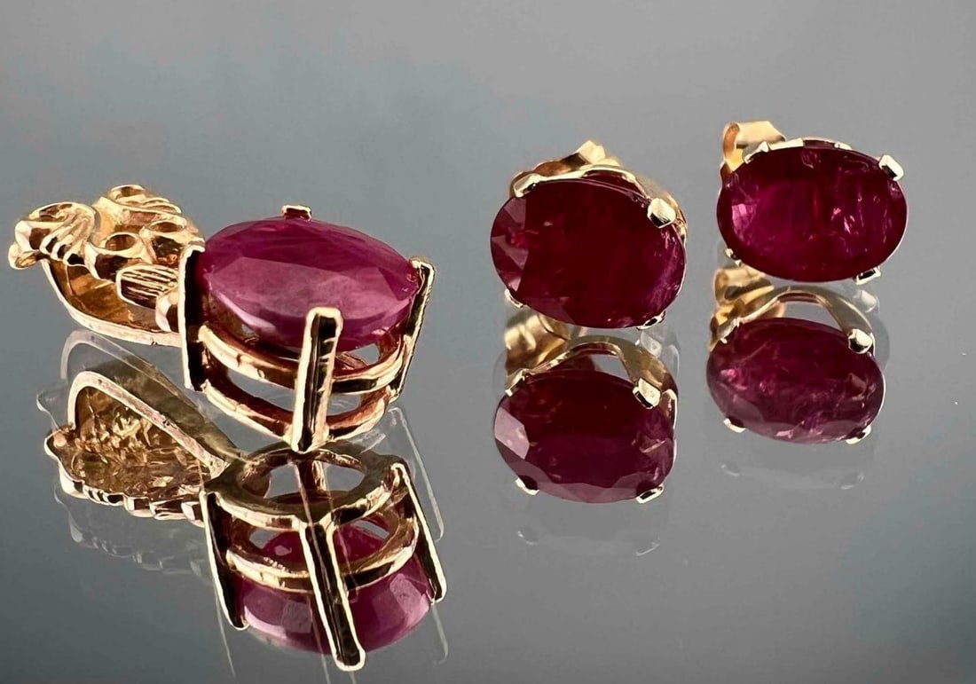 14K Ruby Pendant & Earrings (1 of 7)