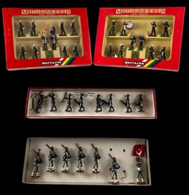 Grouping Of Vintage Toy Soldiers In Boxes