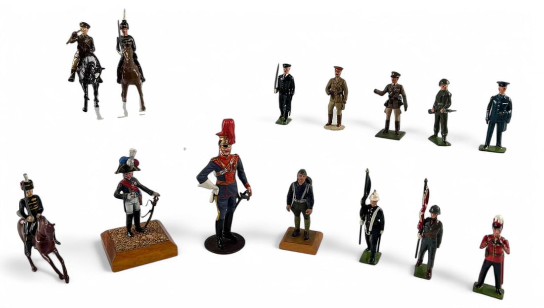 Grouping Of Lead Toy Soldiers (1 of 16)