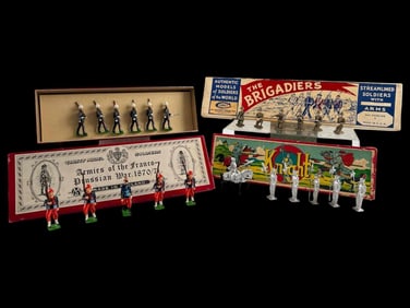 Vintage Toy Soldiers, Including Comet, Britannia Limited, And Quality Model Soldiers