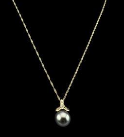 14K Diamond Pearl Necklace