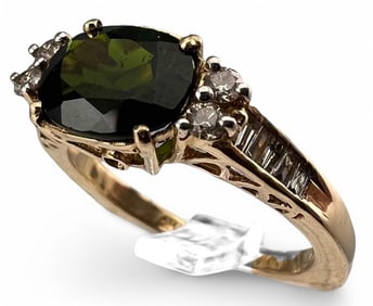 14K Green Tourmaline Diamond Ring