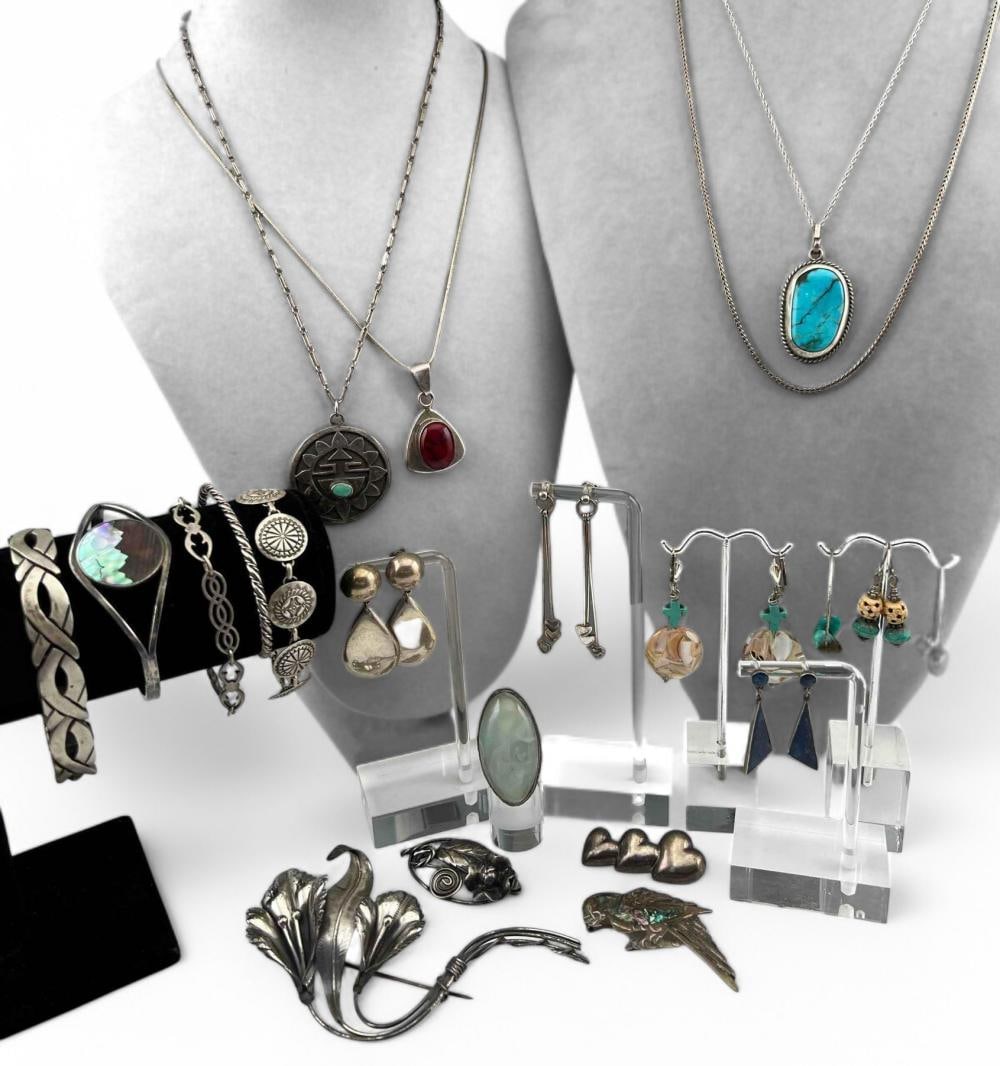 Lot Of Vintage Sterling Silver Jewelry (1 of 18)