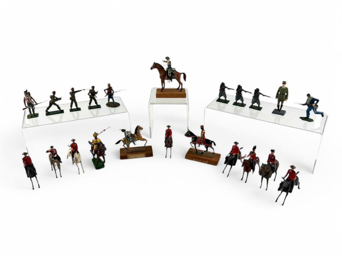 Collection Of Lead Toy Soldiers, Including Britains, Jack Scruby & More. (1 of 11)
