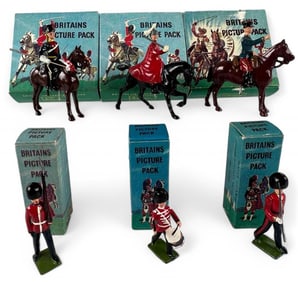 Grouping Of Britains Picture Pack Toy Soldiers In Original Boxes