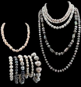 Grouping Of Freshwater & Baroque Pearl Jewelry