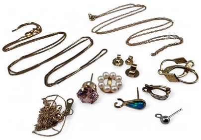 14K, 10K Scrap Gold Or Jewelry Repair Lot