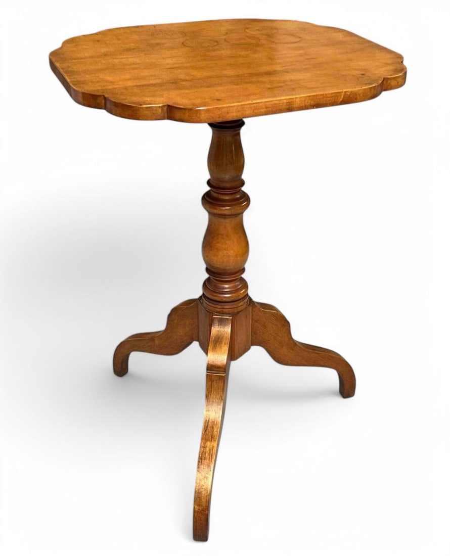 Maple Candlestand Table (1 of 9)