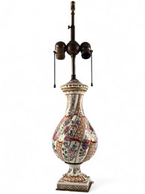 Antique Chinese Famille Rose Porcelain Table Lamp