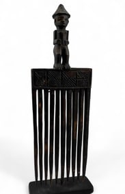 Tchokwe Carved Figural Comb, 19th Century