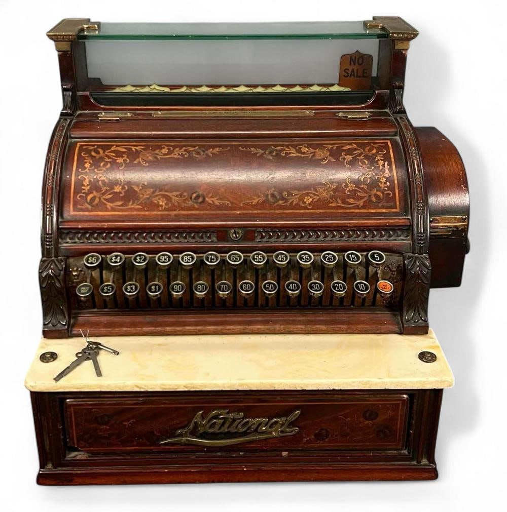 NCR 2114-1708 classic cash register | 「花もわたしを知らない」
