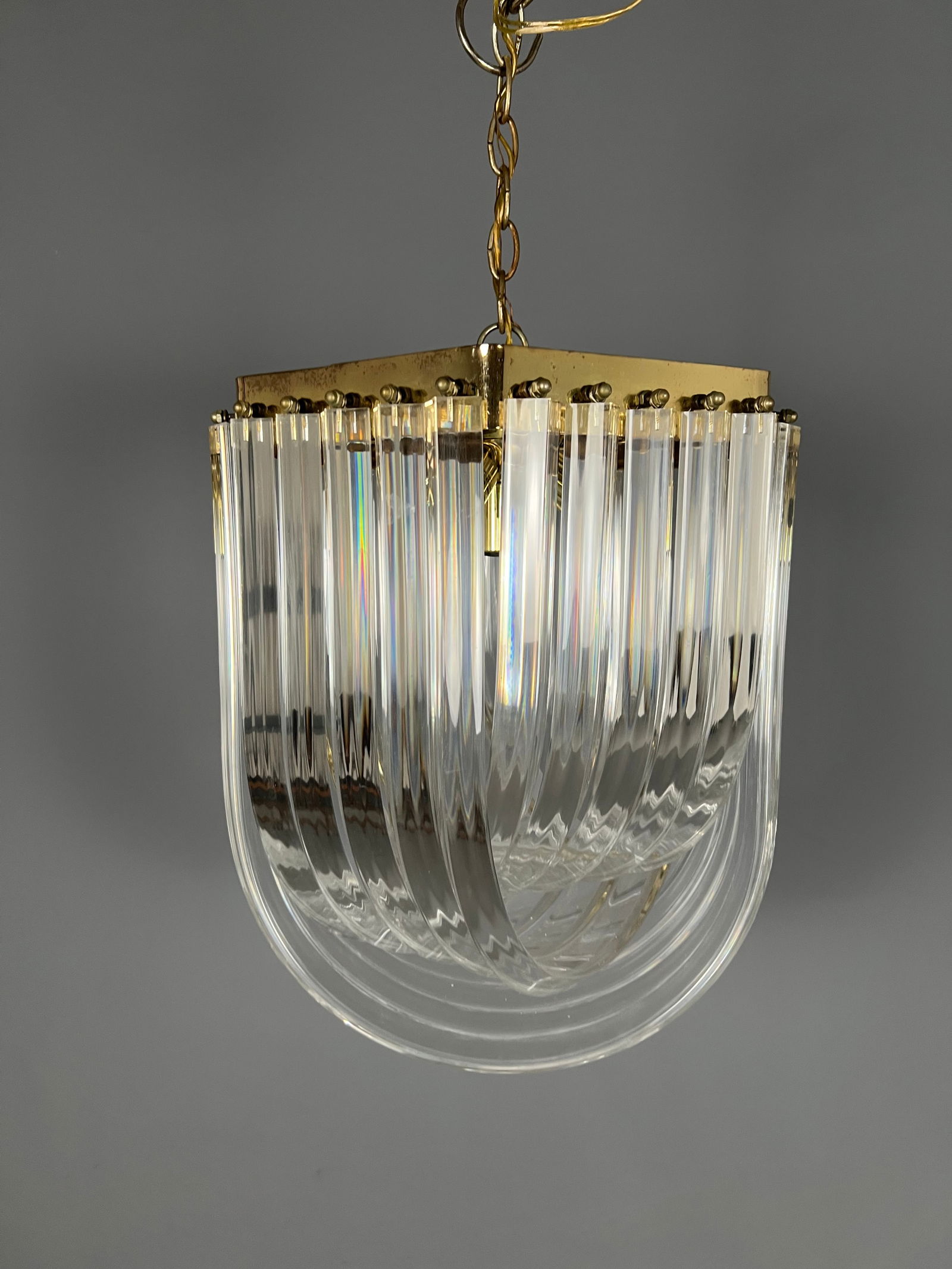 Mid Century Lucite Ribbon Chandelier: Mid Century Lucite Ribbon Chandelier. Approximately 16.5L x 15.0W in.