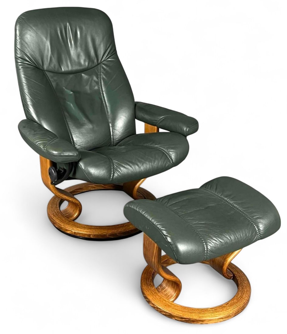 Ekornes Stressless Leather Lounge Chair & Ottoman: Ekornes Stressless Leather Lounge Chair & Ottoman. Chair approximately 37.0H x 30.25W x 30.0D in. Ottoman approximately 19.0W x 14.0D x 16.0H in.