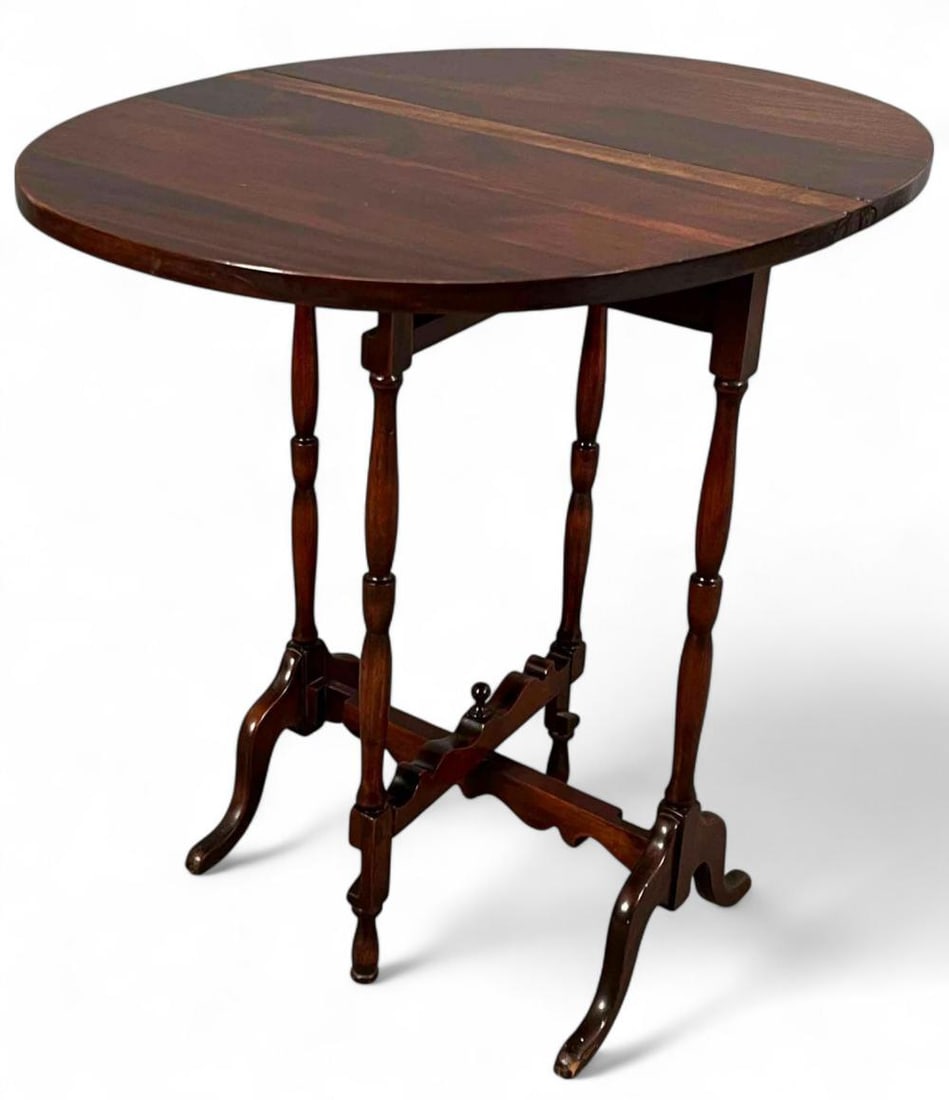Small Antique Mahogany Gate Leg Table (1 of 9)