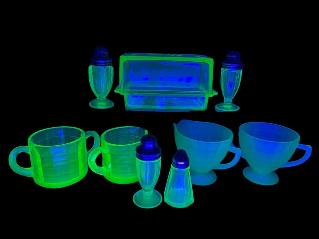 Green Uranium Glass Tableware Including Butter Dish (1 of 18)