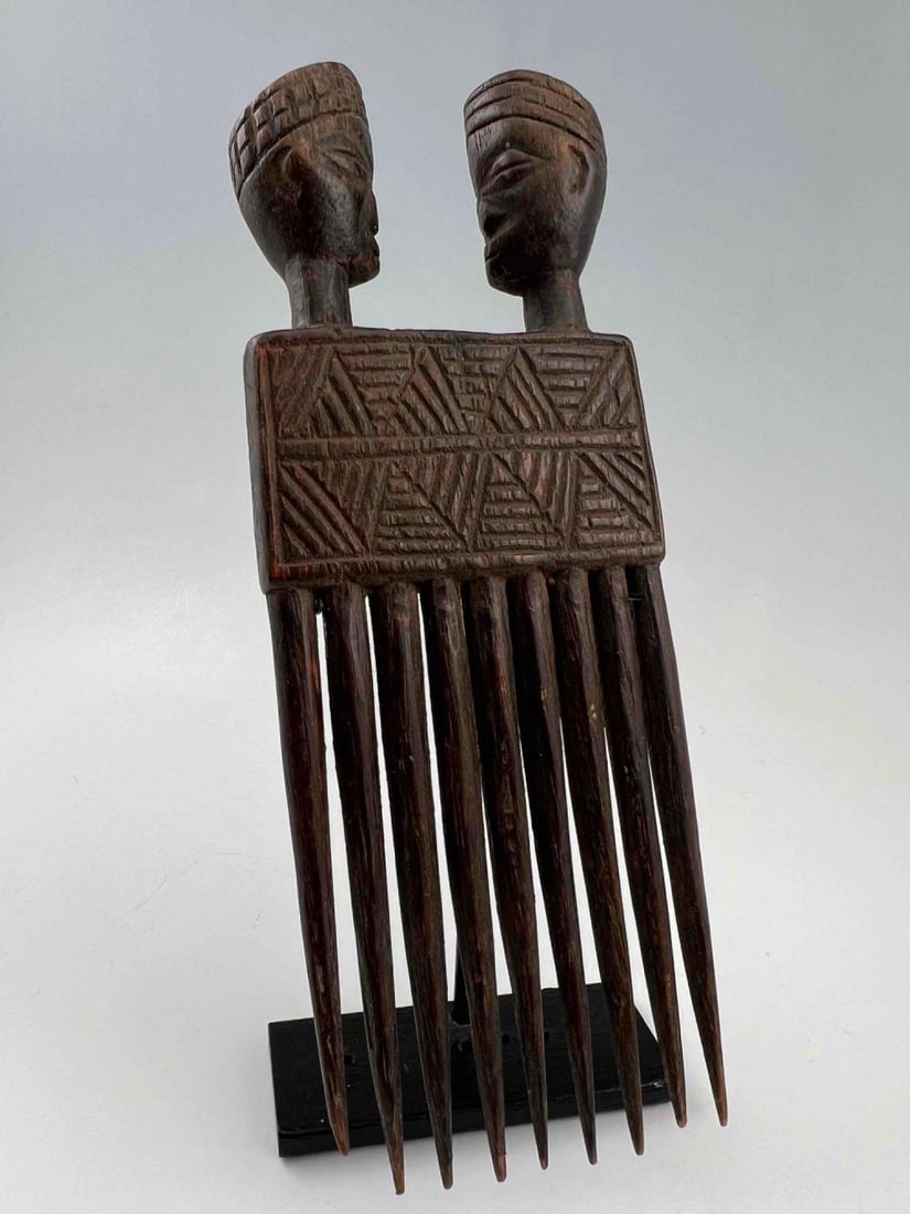 African Chokwe Two Headed Figural Comb (1 of 7)