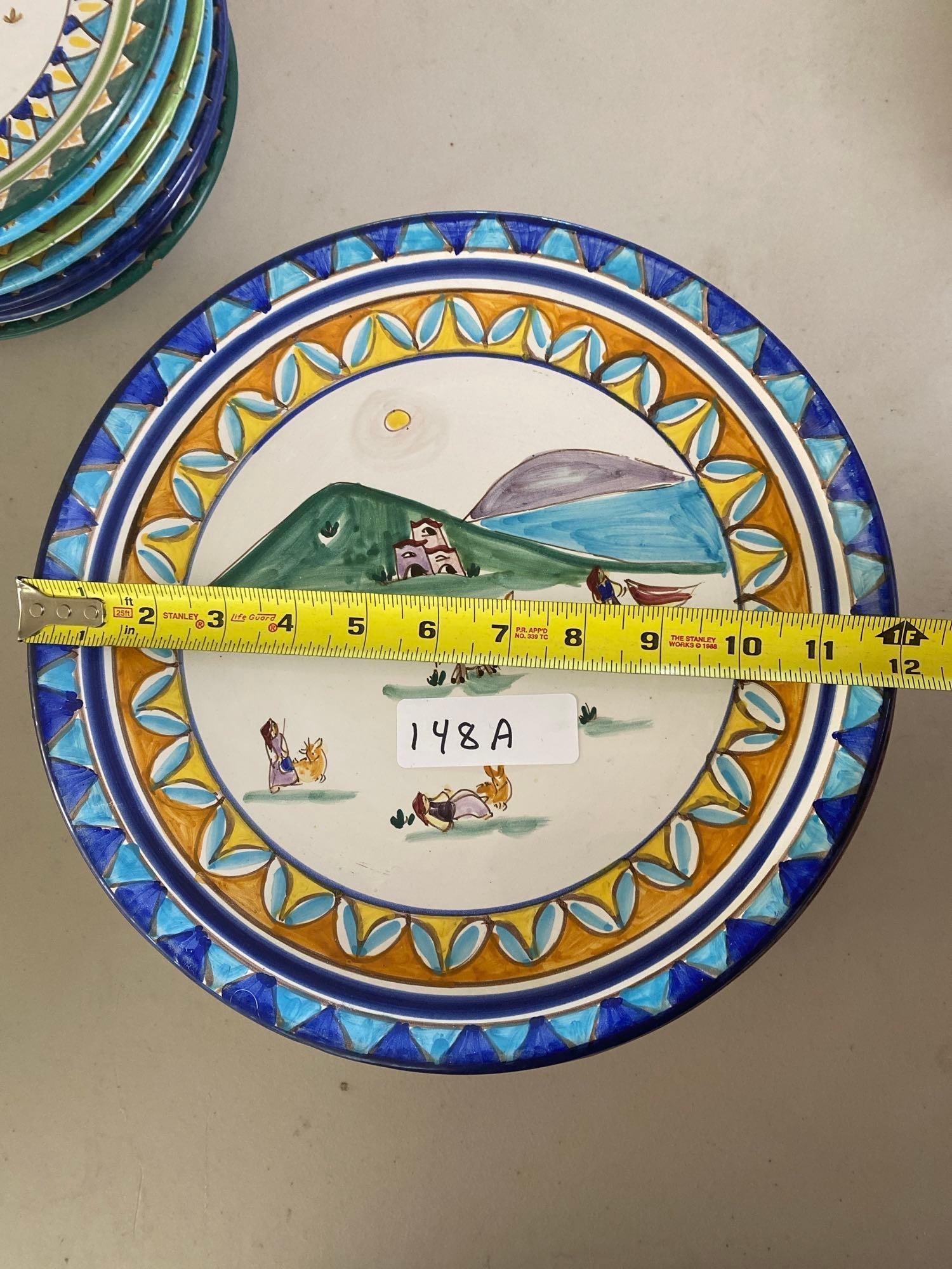 Seven Pasco Ravello Italian Pottery Plates: Seven Pasco Ravello Italian pottery plates.