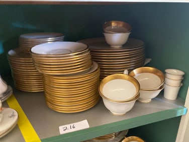 Lennox Porcelain Dinner Service For 24 In The Westchester Pattern