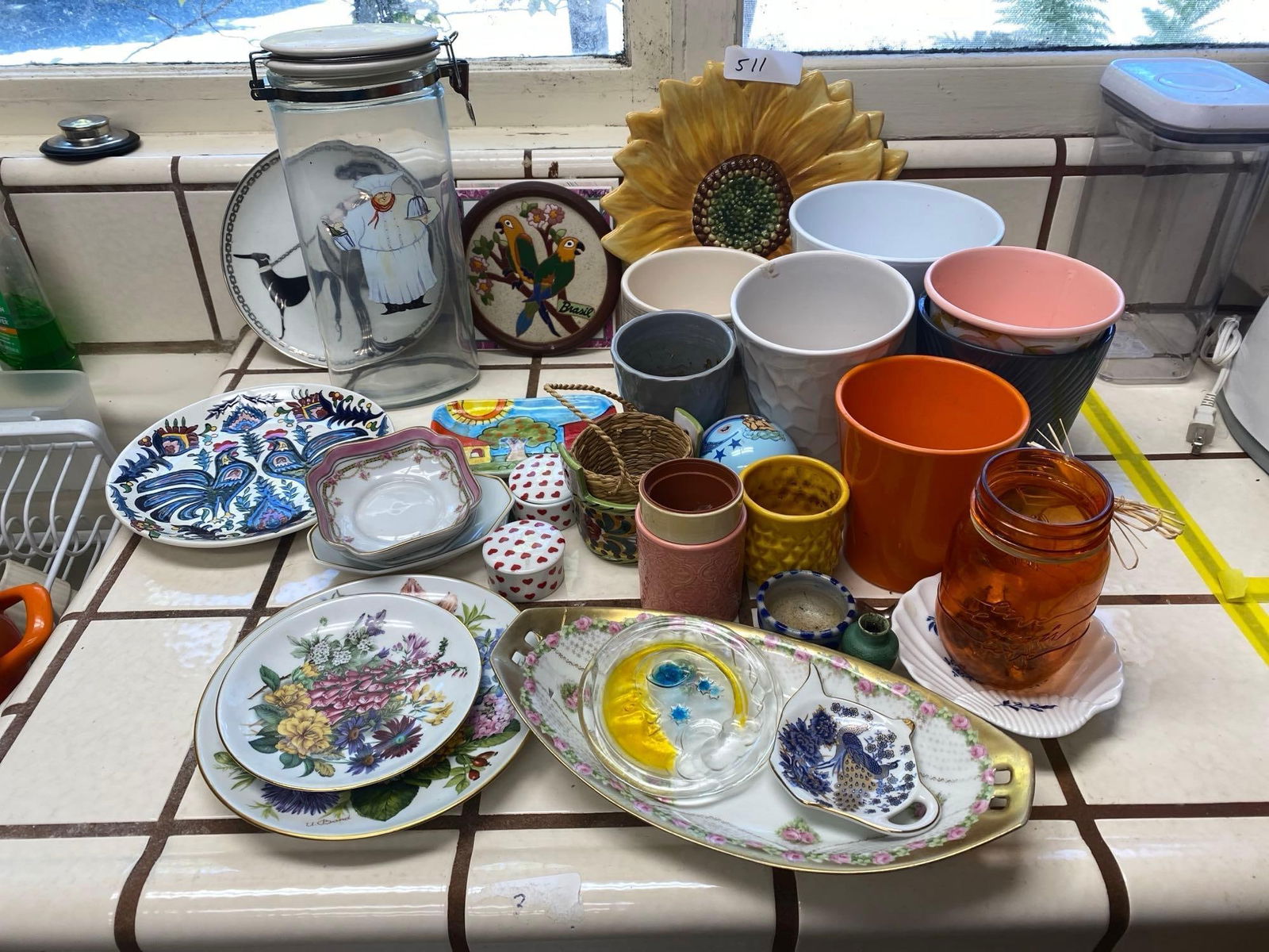 Assorted Dishware (1 of 5)