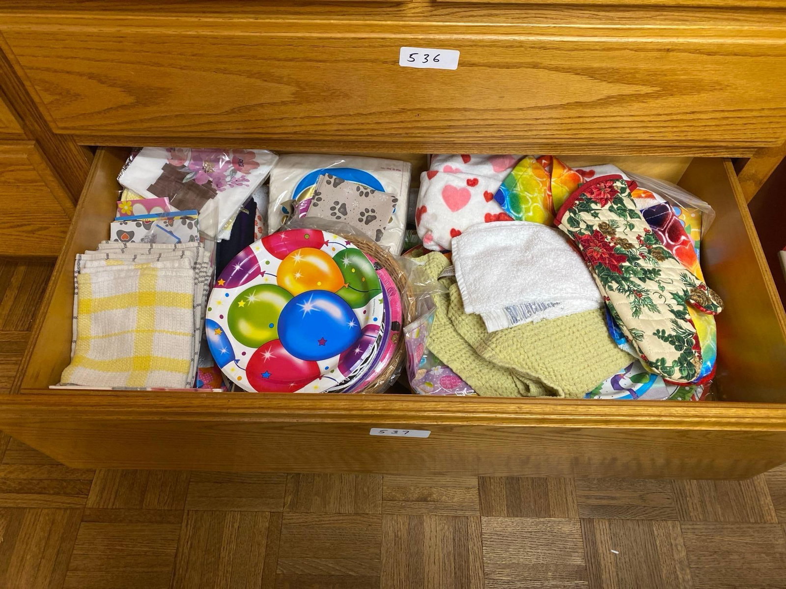 Birthday Party Supplies, Plates, Napkins, Towels: Birthday Party Supplies, Plates, Napkins, Towels.