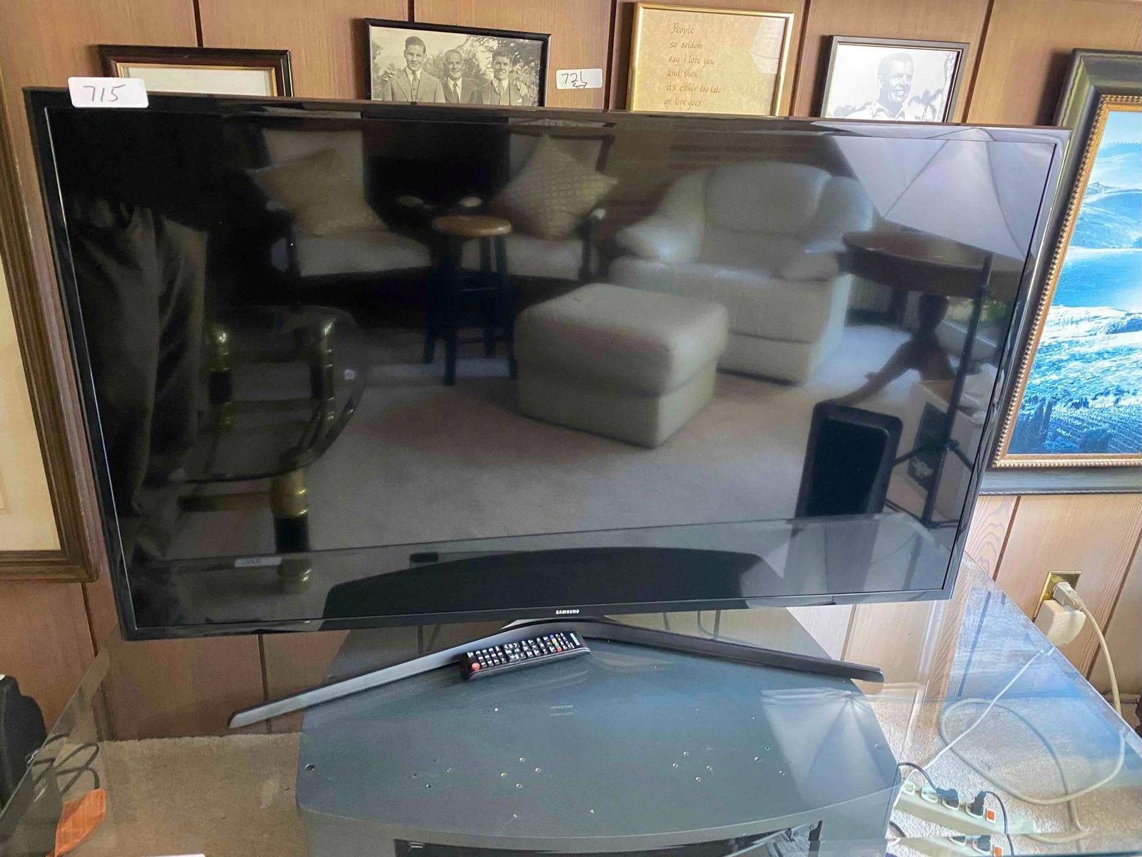 49In. Samsung Tv (1 of 3)