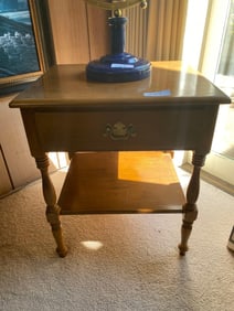 Ethan Allen Early American Style Maple Side Table