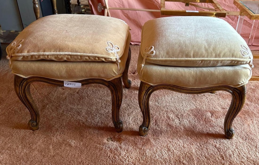 Pair Of Velvet Upholstered Ottomans: Pair of velvet upholstered ottomans.