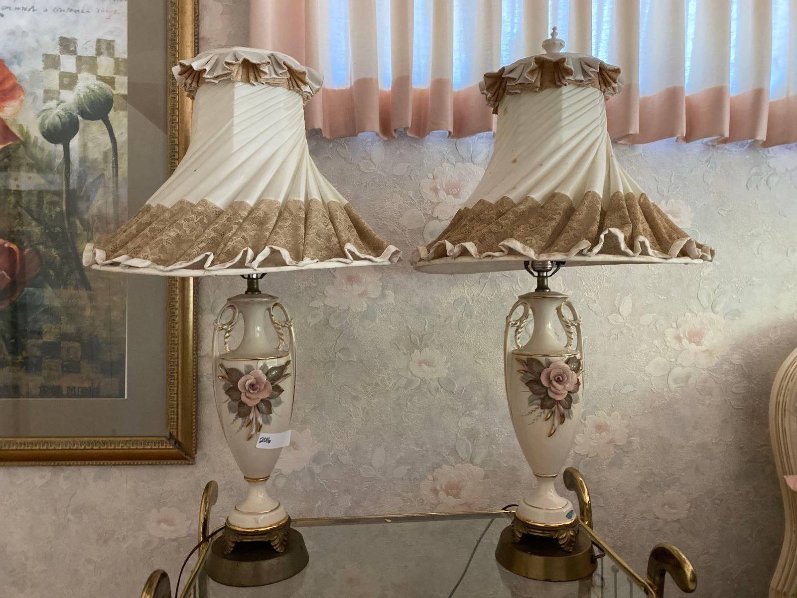 Pair Of Porcelain Table Lamps: Pair of porcelain table lamps.