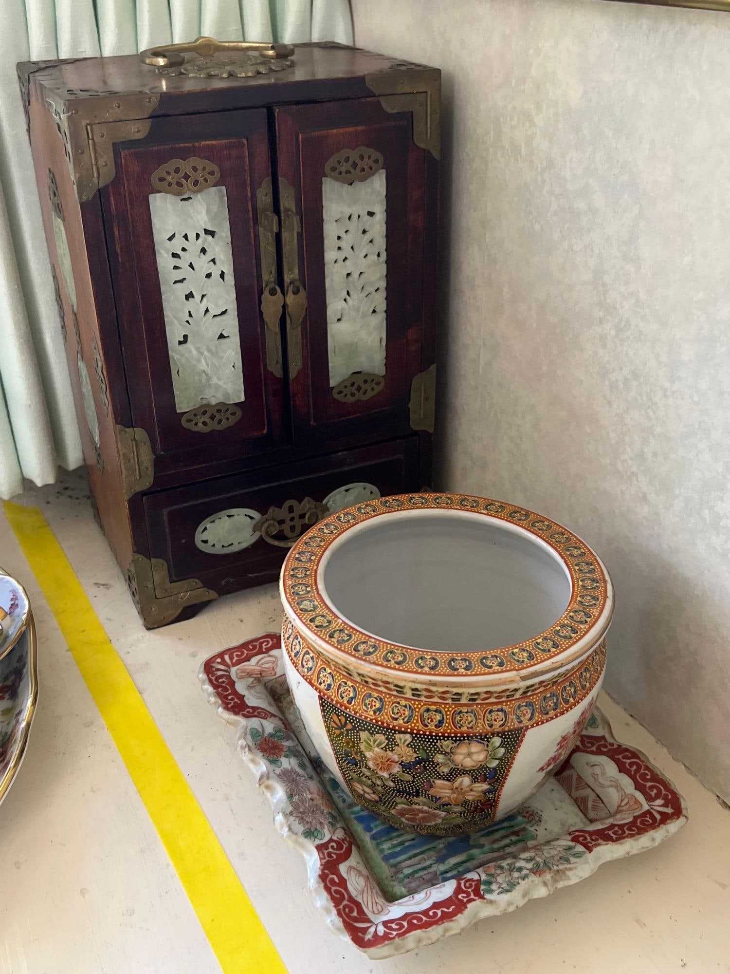 Asian Jewelry Box And Porcelain Items: Asian jewelry box and porcelain items.